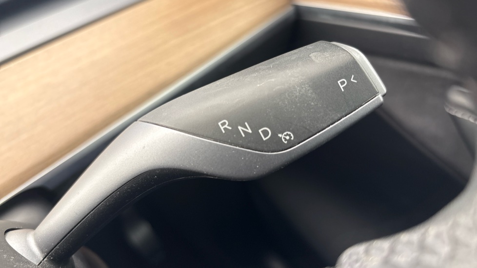 TESLA MODEL Y cruise control