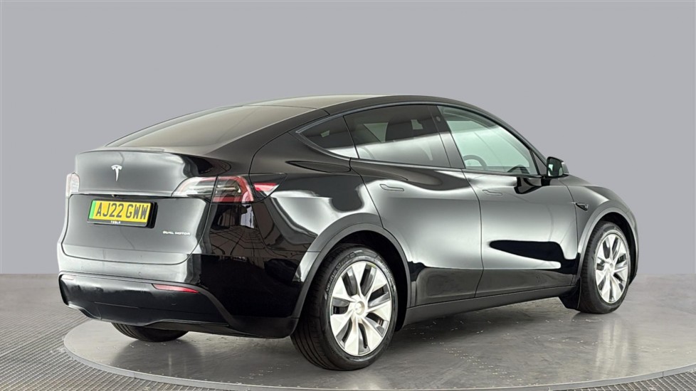 TESLA MODEL Y Image 5
