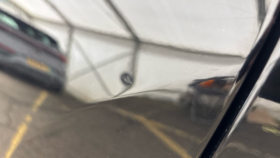 TESLA MODEL Y Dent