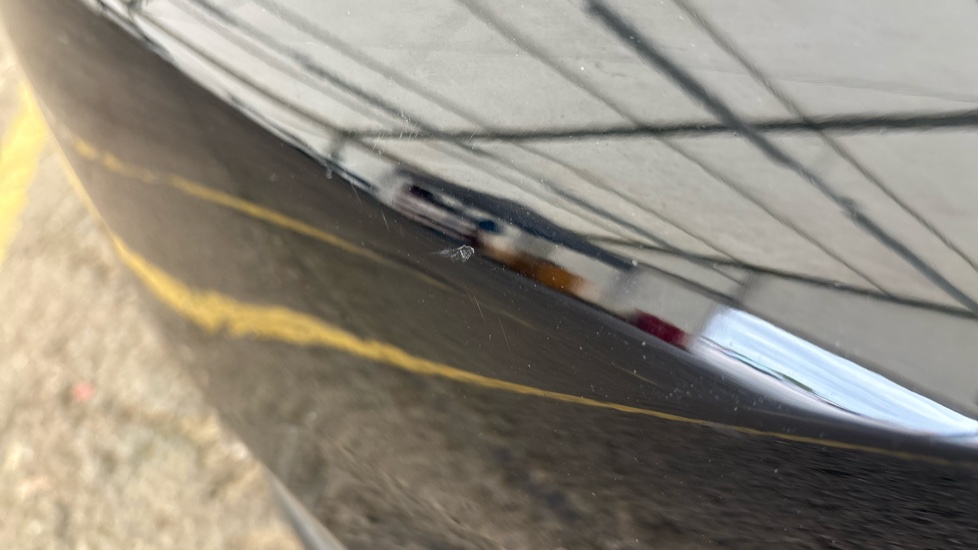 TESLA MODEL Y Multiple chips
