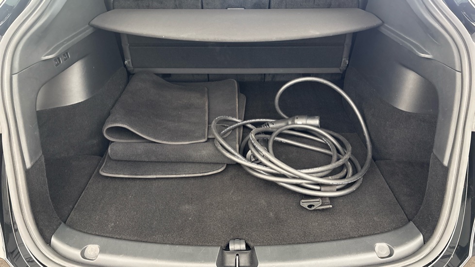 TESLA MODEL Y Image 15