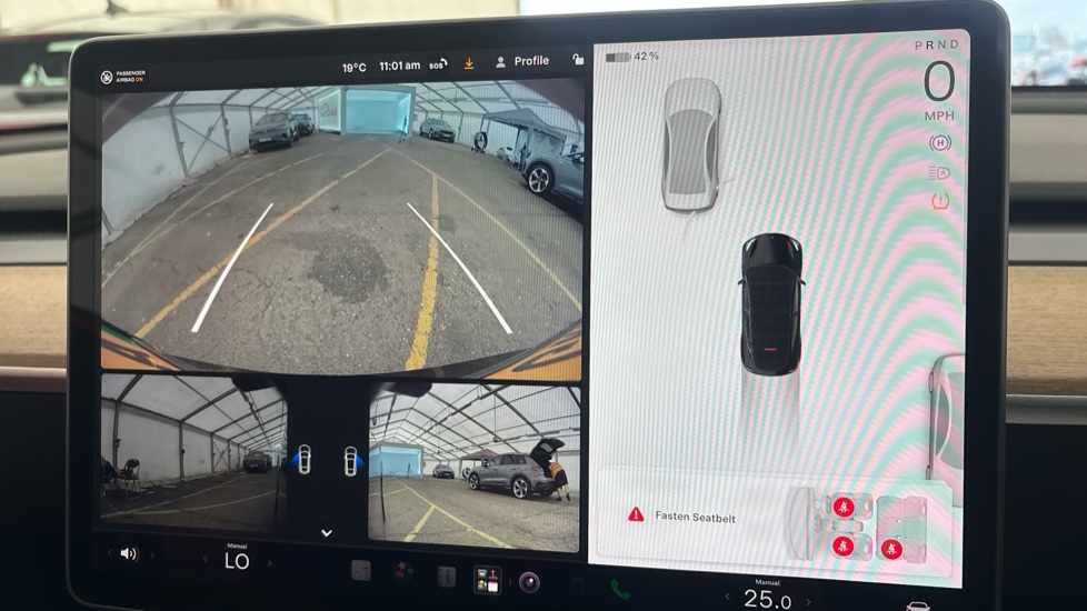 TESLA MODEL Y reverse camera