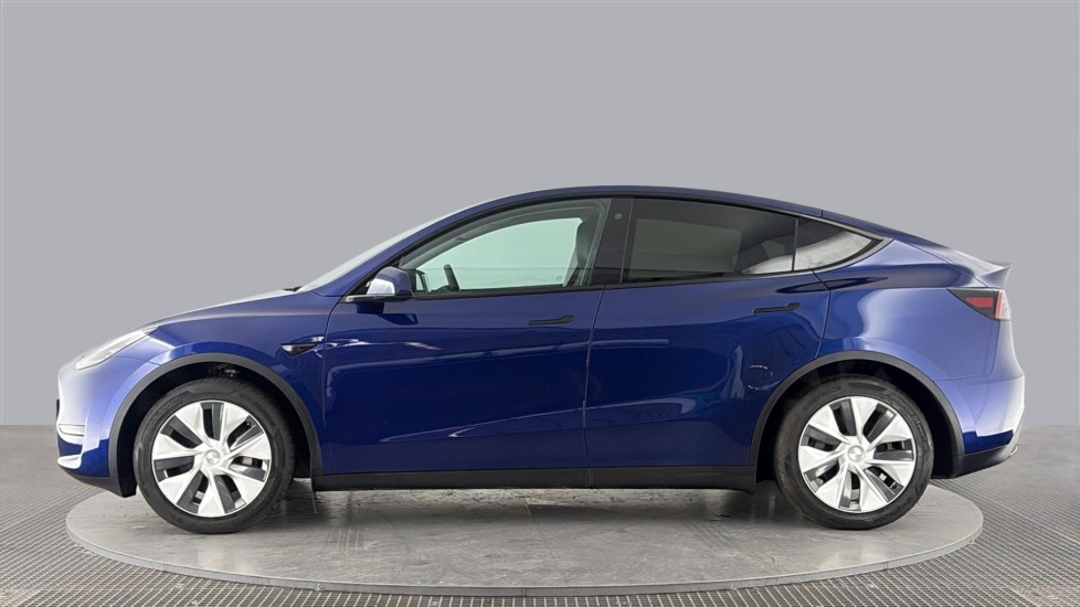 TESLA MODEL Y Image 2