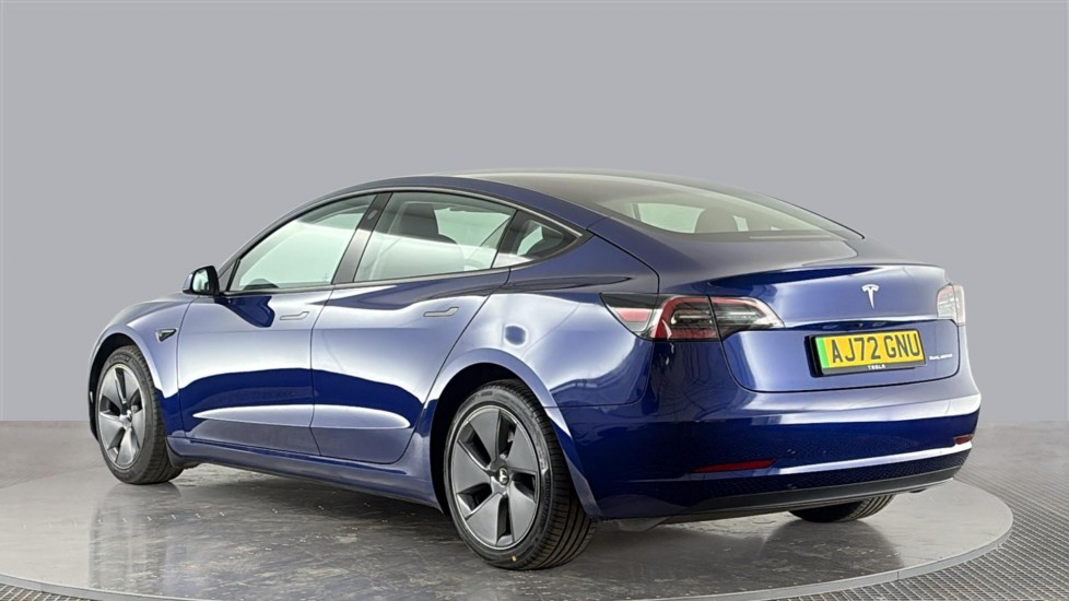 TESLA MODEL 3 Image 3
