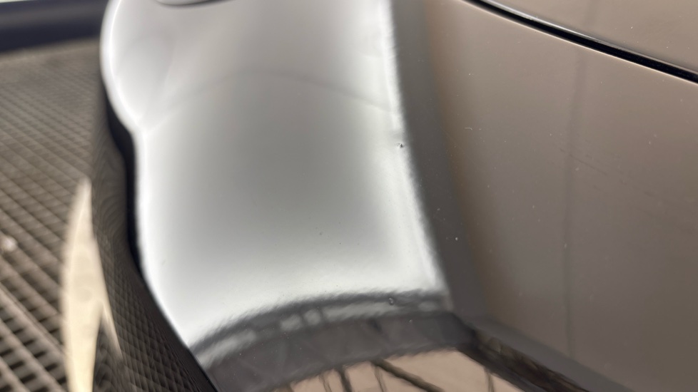 TESLA MODEL 3 Multiple chips