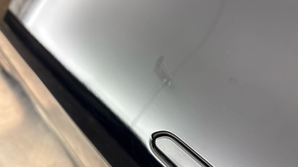 TESLA MODEL 3 Chips