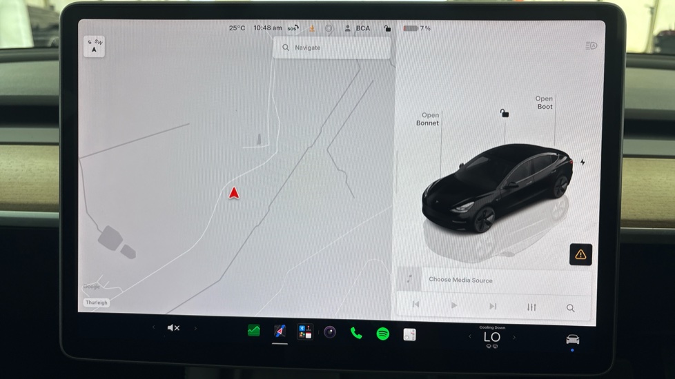 TESLA MODEL 3 Image 12