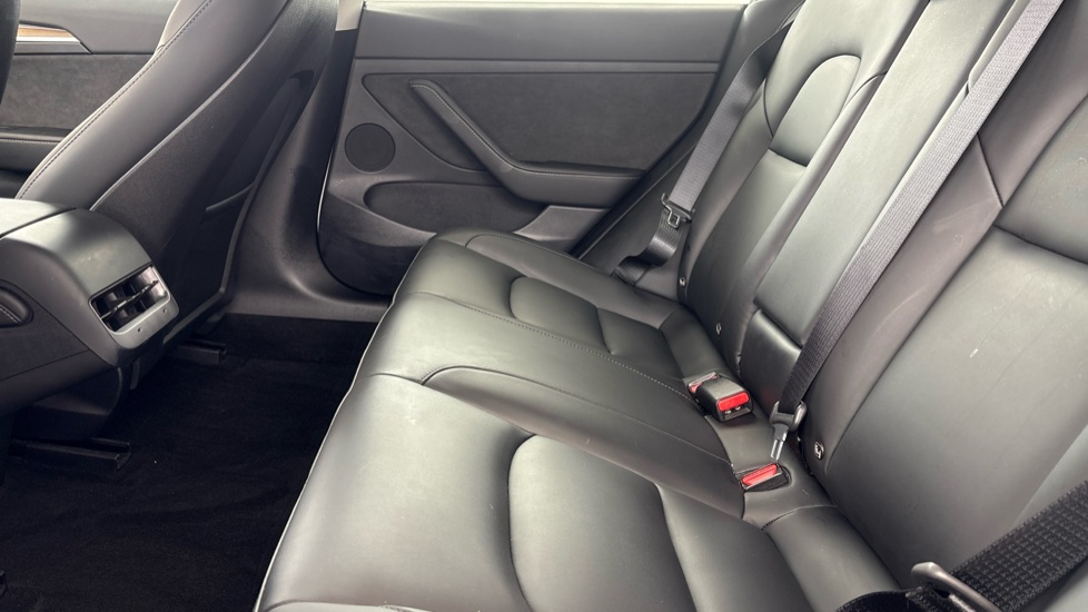 TESLA MODEL 3 SALOON Long Range AWD 4dr Auto