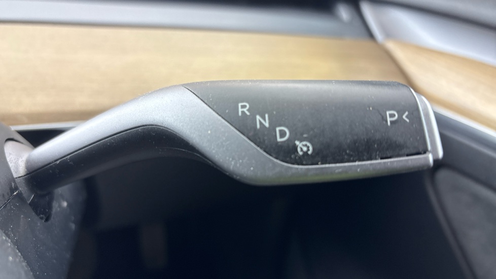 TESLA MODEL 3 cruise control