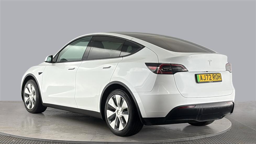TESLA MODEL Y HATCHBACK RWD 5dr Auto