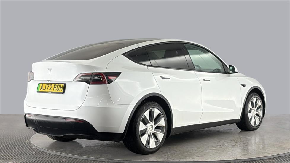 TESLA MODEL Y HATCHBACK RWD 5dr Auto