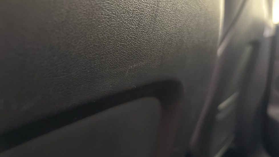 TESLA MODEL Y HATCHBACK RWD 5dr Auto