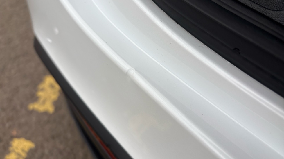 TESLA MODEL Y HATCHBACK RWD 5dr Auto