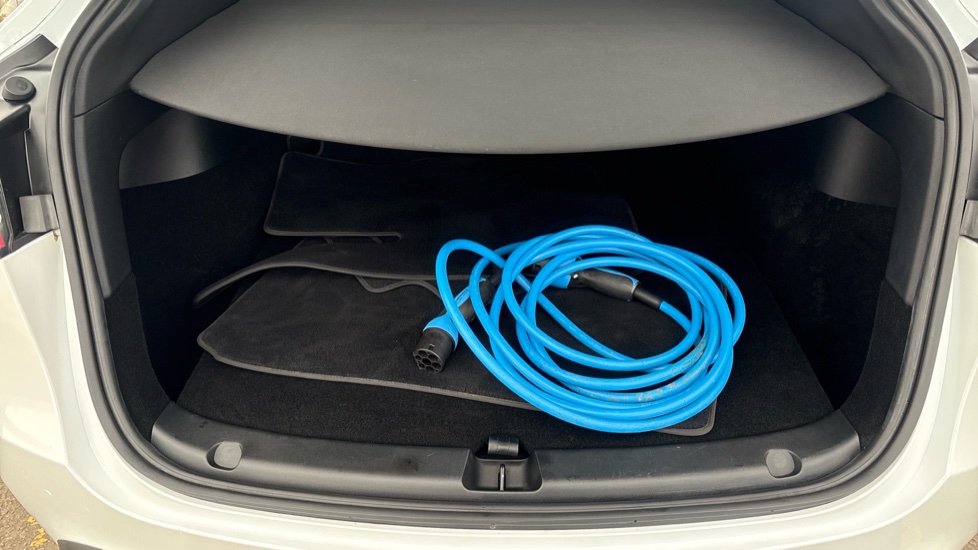TESLA MODEL Y HATCHBACK RWD 5dr Auto