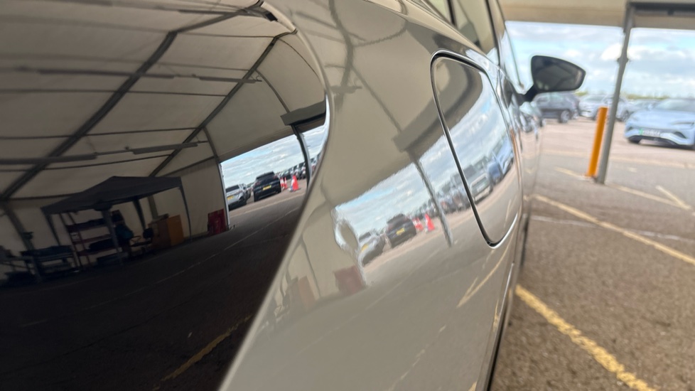 Volkswagen ID.4 ESTATE 109kW Life Pure 52kWh 5dr Auto