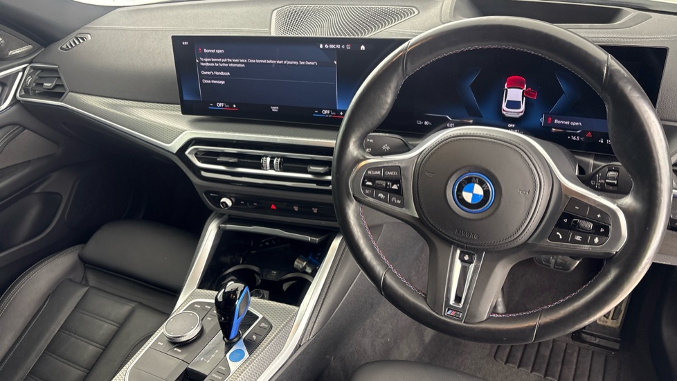 BMW I4 Image 9