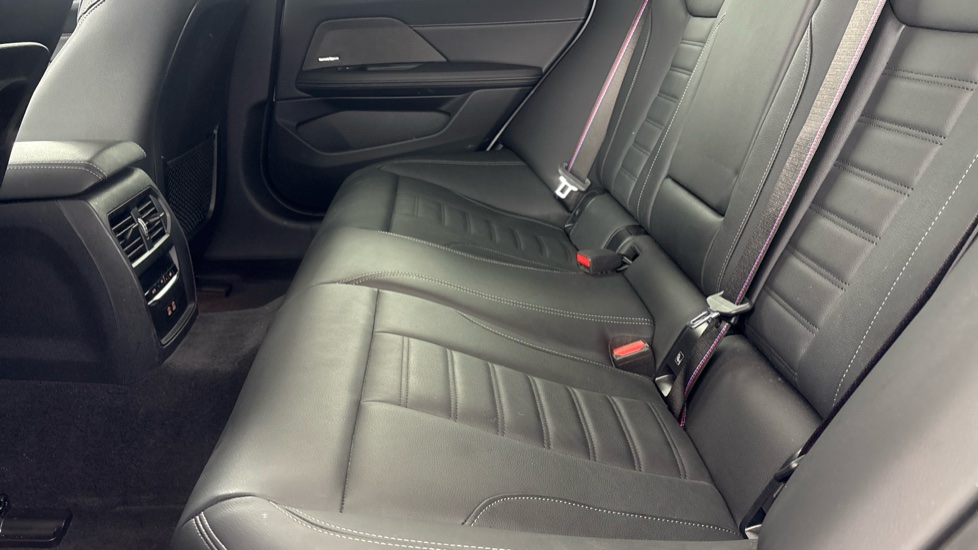 BMW I4 Image 14