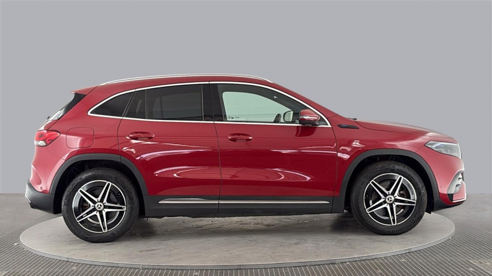 MERCEDES EQA Image 6