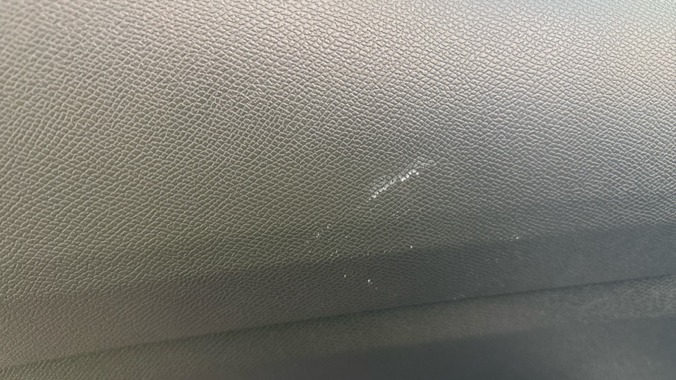 CITROEN C4 scuff