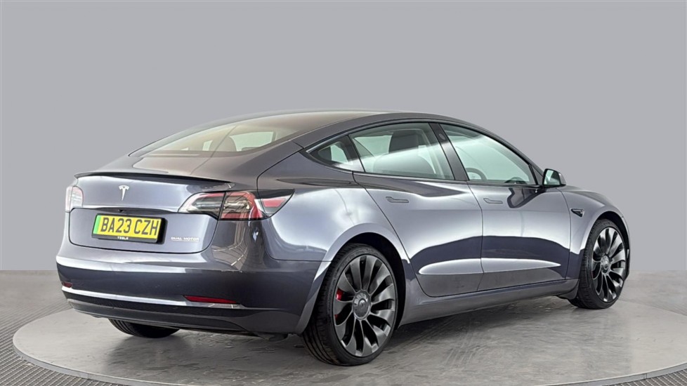 TESLA MODEL 3 Image 5