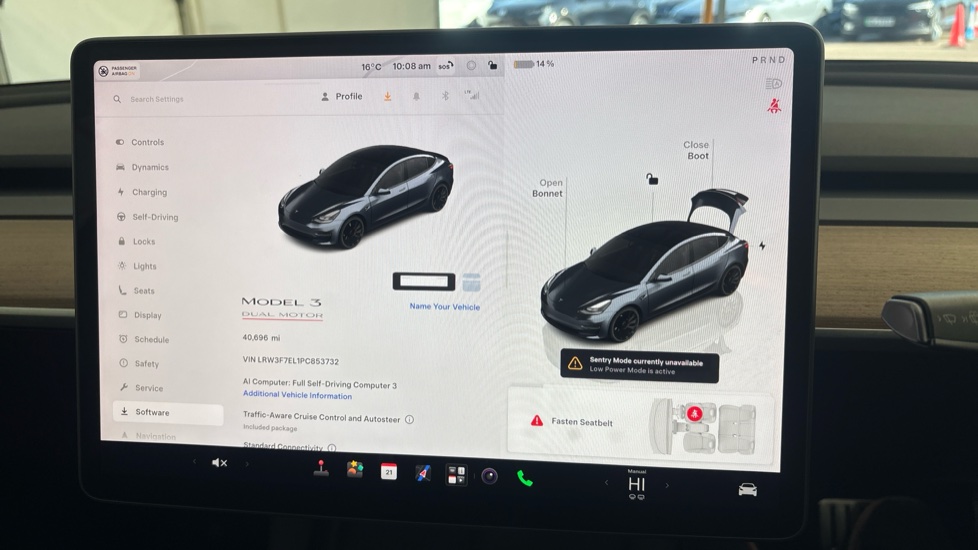 TESLA MODEL 3 Image 13