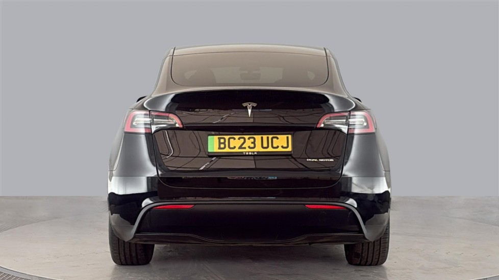 TESLA MODEL Y Image 4