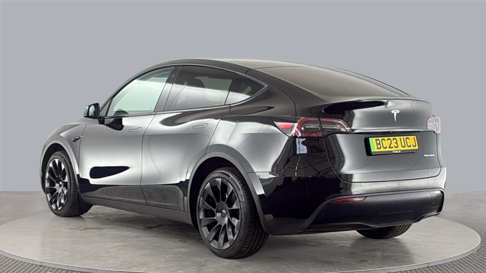 TESLA MODEL Y Image 3