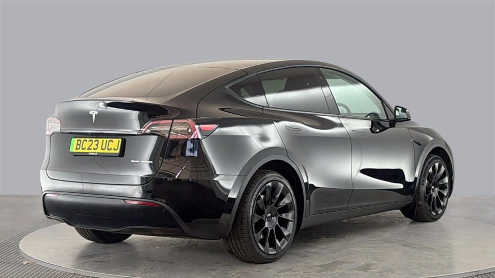 TESLA MODEL Y Image 5