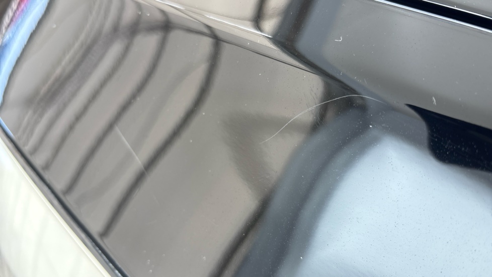 TESLA MODEL Y Scratches and chips