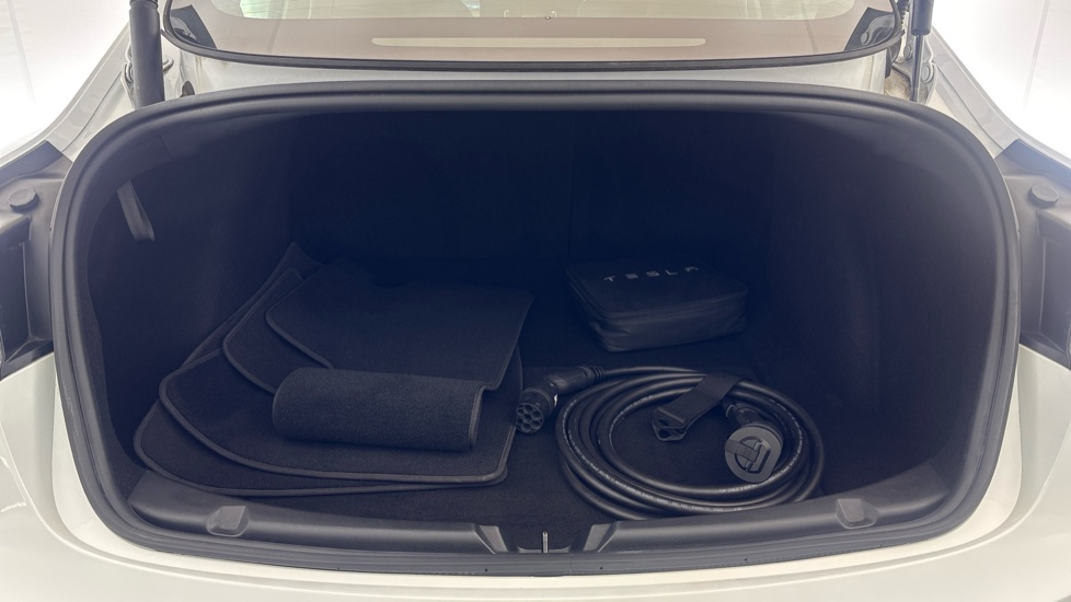 TESLA MODEL 3 SALOON Long Range RWD 4dr Auto