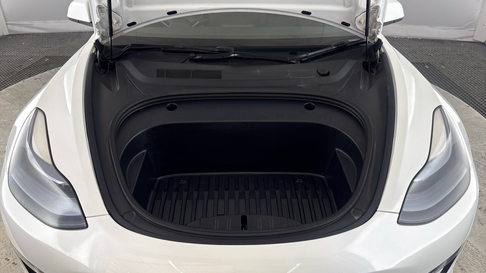 TESLA MODEL 3 SALOON Long Range RWD 4dr Auto