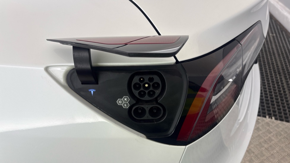 TESLA MODEL 3 SALOON Long Range RWD 4dr Auto