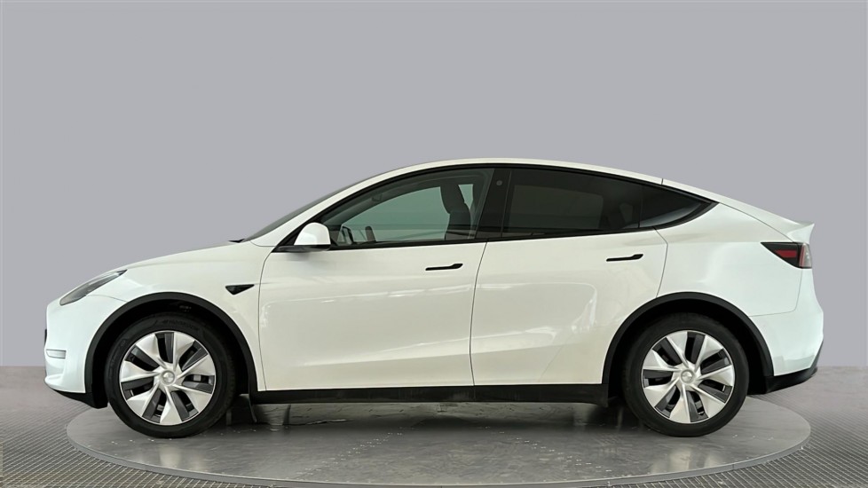 TESLA MODEL Y Image 6
