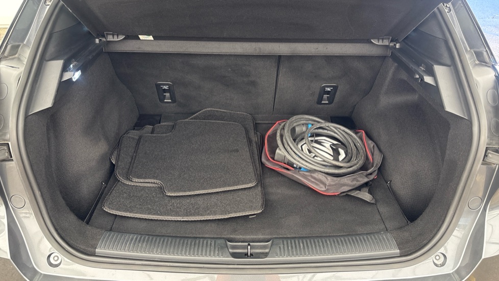 MG MOTOR UK MG4 HATCHBACK 150kW Trophy EV Long Range 64kWh 5dr Auto