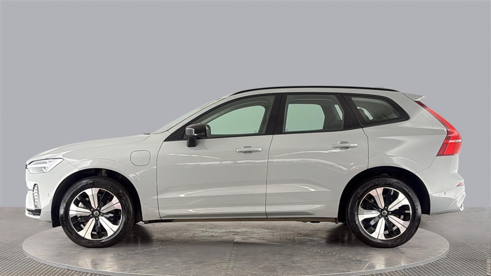 VOLVO XC60 Image 2