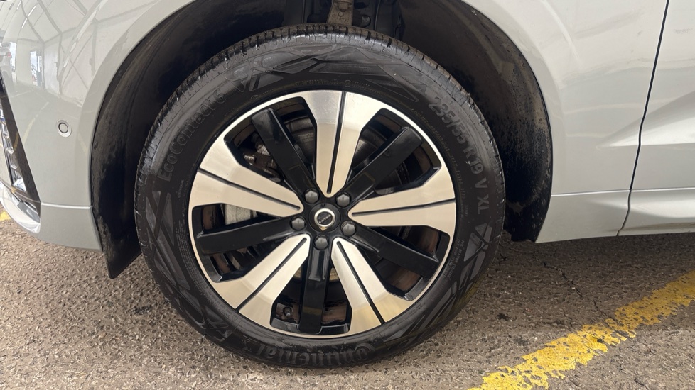 VOLVO XC60 Image 17