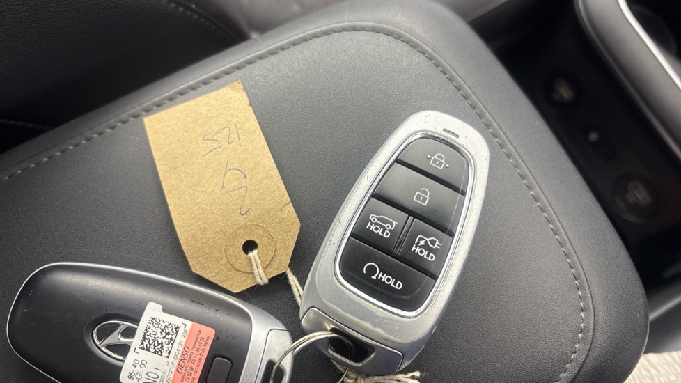 HYUNDAI IONIQ 5 ELECTRIC HATCHBACK 125kW Premium 58 kWh 5dr Auto [Part Leather]