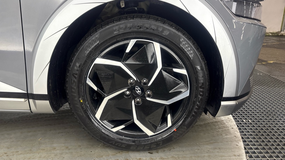 HYUNDAI IONIQ 5 ELECTRIC HATCHBACK 125kW Premium 58 kWh 5dr Auto [Part Leather]