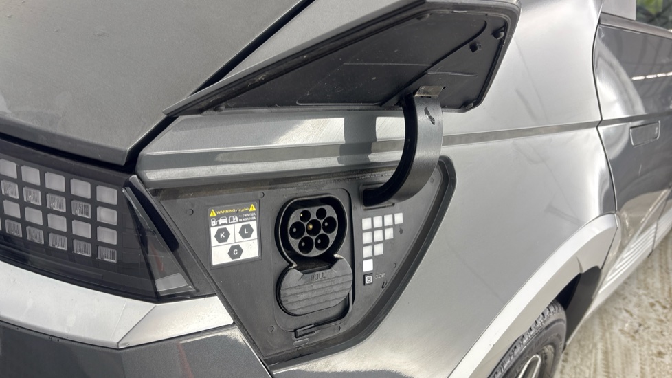 HYUNDAI IONIQ 5 ELECTRIC HATCHBACK 125kW Premium 58 kWh 5dr Auto [Part Leather]