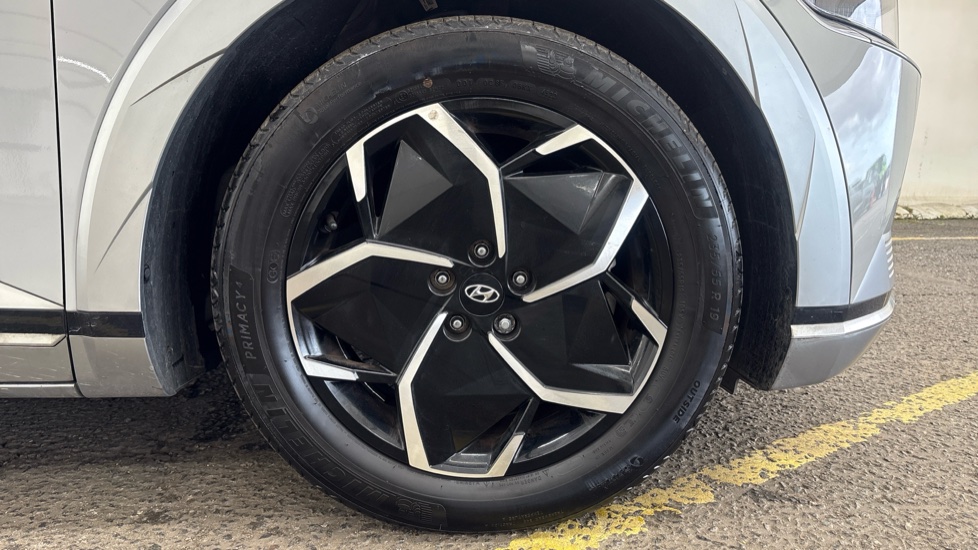 HYUNDAI IONIQ 5 ELECTRIC HATCHBACK 125kW Premium 58 kWh 5dr Auto [Part Leather]