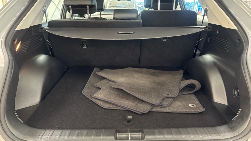 HYUNDAI IONIQ 5 ELECTRIC HATCHBACK 125kW Premium 58 kWh 5dr Auto [Part Leather]