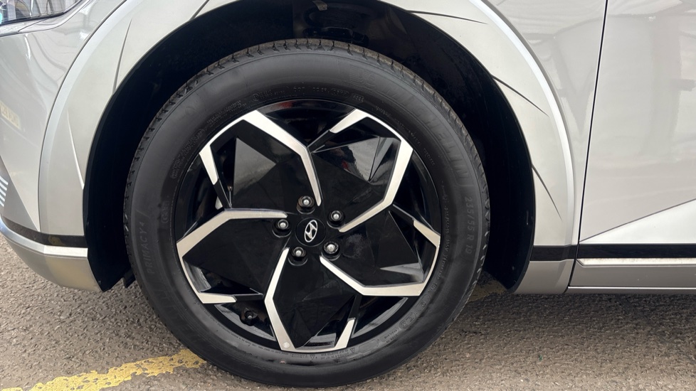 HYUNDAI IONIQ 5 ELECTRIC HATCHBACK 125kW Premium 58 kWh 5dr Auto [Part Leather]