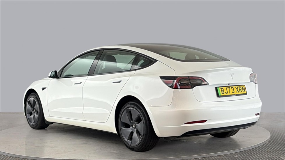 TESLA MODEL 3 Image 3