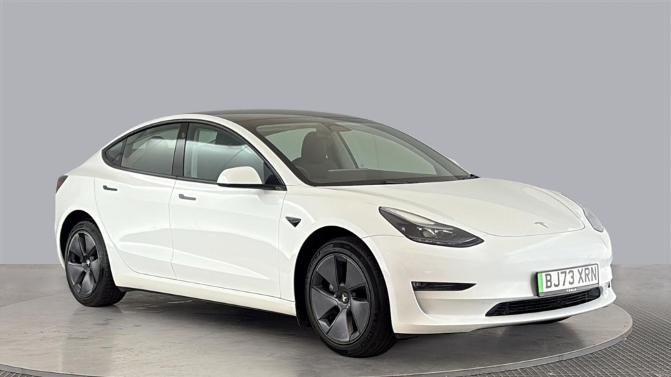 TESLA MODEL 3 Image 7