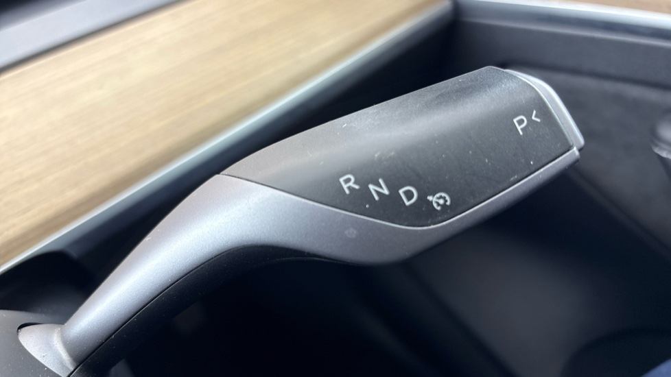 TESLA MODEL 3 cruise control