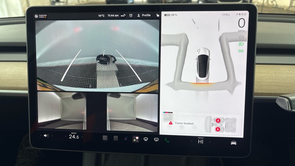 TESLA MODEL 3 reverse camera