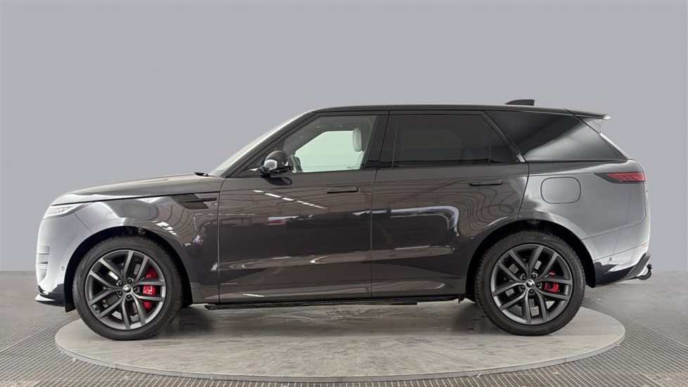 LAND ROVER RANGE ROVER SPORT Image 2
