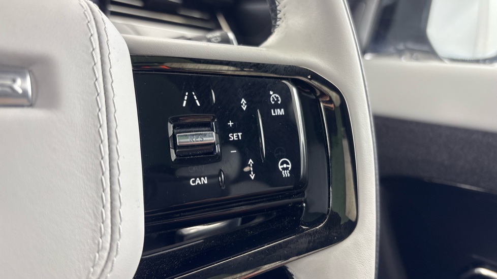 LAND ROVER RANGE ROVER SPORT Cruise control