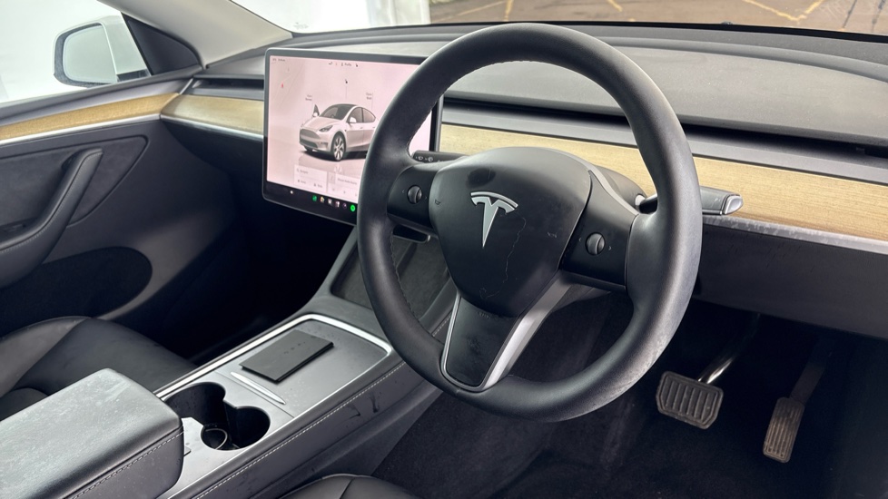 TESLA MODEL Y HATCHBACK Long Range AWD 5dr Auto