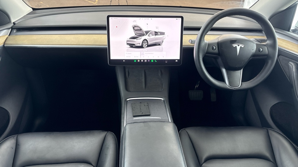 TESLA MODEL Y Image 11